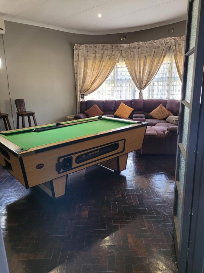 Palm Guesthouse Zeerust Εξωτερικό φωτογραφία